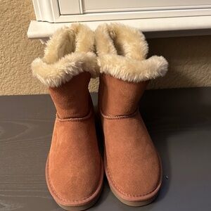 Style & Co. Tan Ankle Boots with Cream Fur, New, never worn